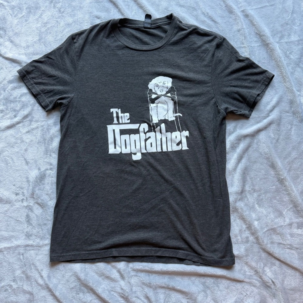 District T-Shirt Mens M Grey The Dogfather Graphic Tee Short Sleeve Cotton Blend